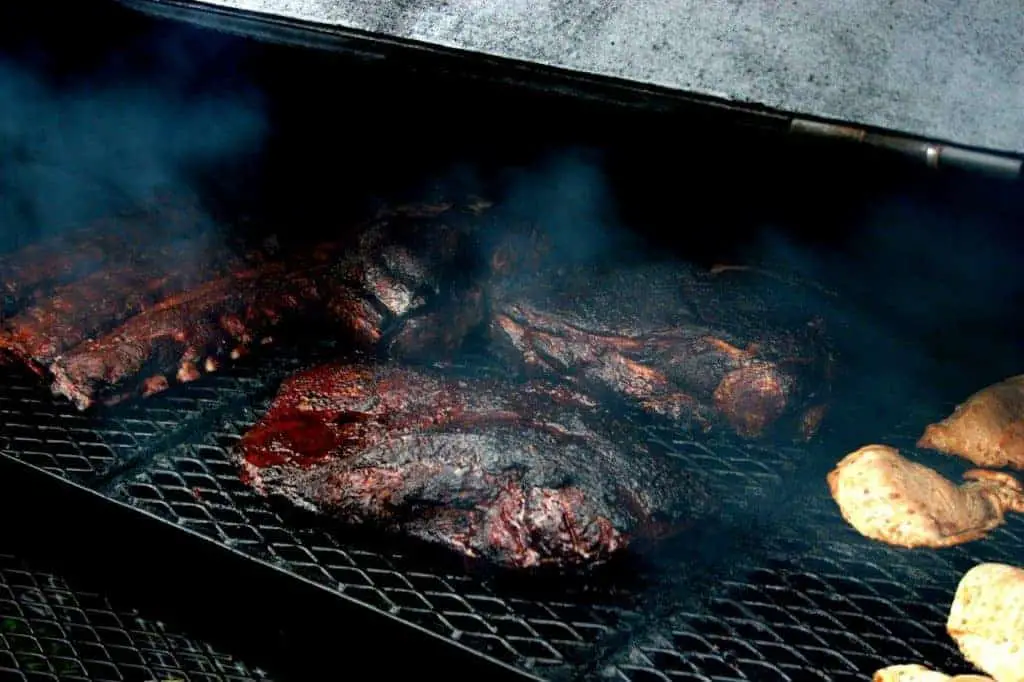 Low and Slow or Hot and Fast: What is the Best BBQ Method? 2 Low and Slow or Hot and Fast: What is the Best BBQ Method? 1