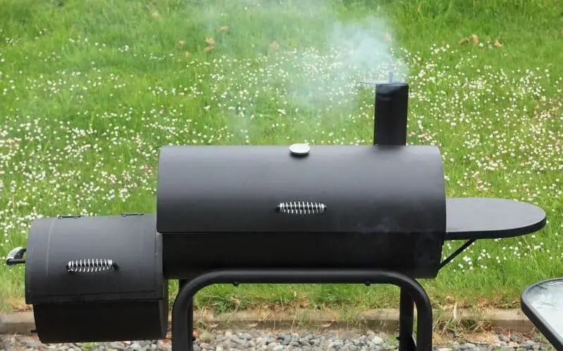 Why You Should Be Using a Water Pan in Your Smoker 2 13407965 S Edited
