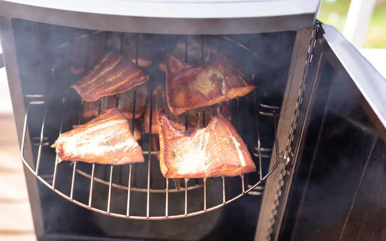 Why You Should Be Using a Water Pan in Your Smoker 4 99868876 S Edited